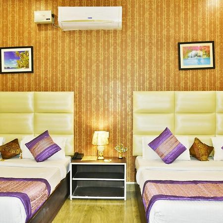 Hotel Hk Continental Amritsar Eksteriør billede