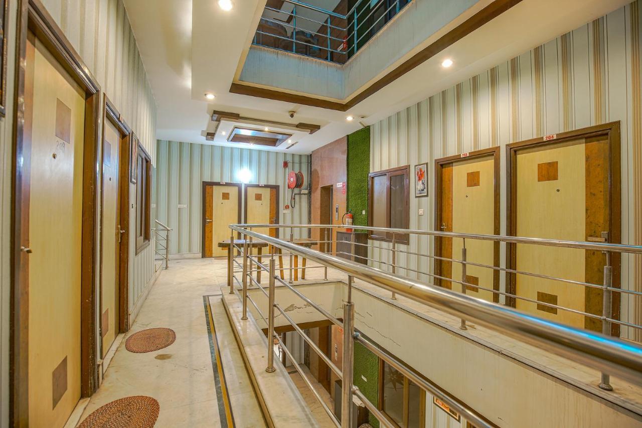 Hotel Hk Continental Amritsar Eksteriør billede