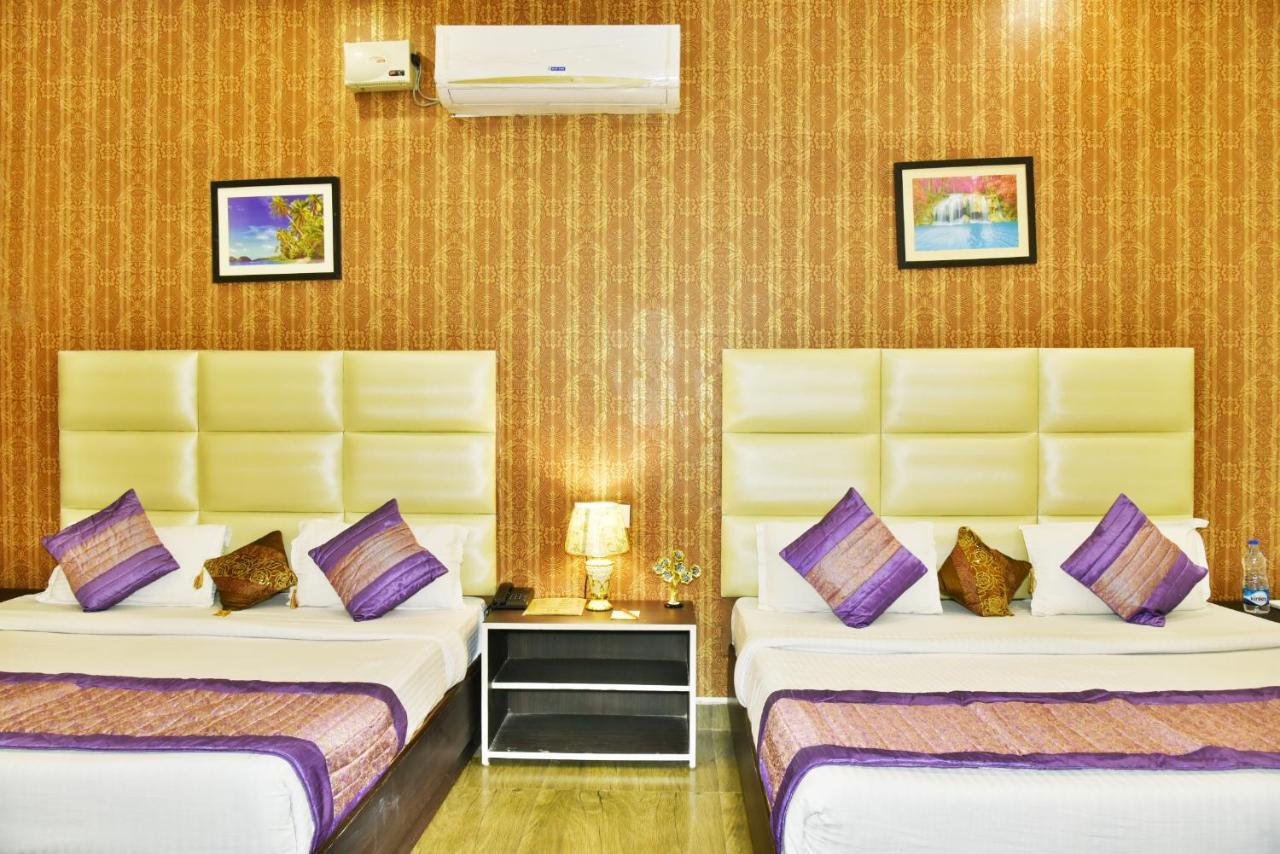 Hotel Hk Continental Amritsar Eksteriør billede