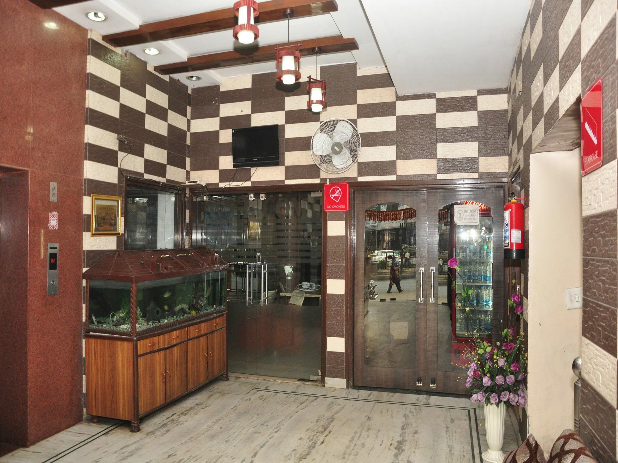 Hotel Hk Continental Amritsar Eksteriør billede